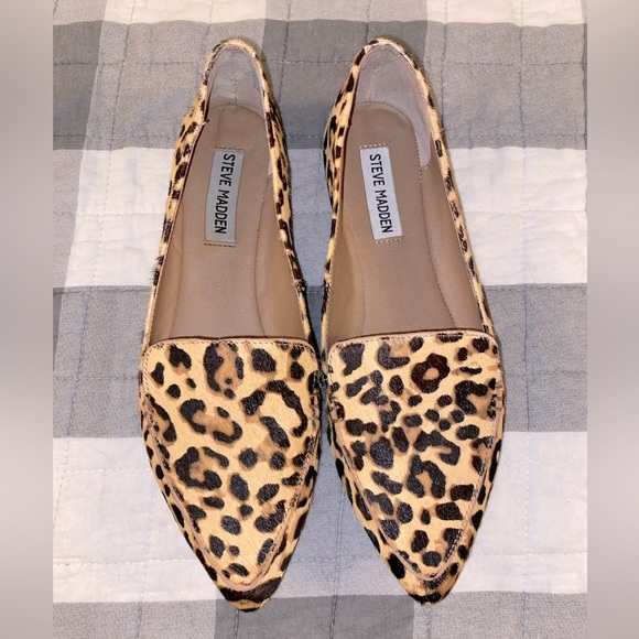 Steve Madden Shoes - NWOT STEVE MADDEN Feather Leopard Loafer Calf Hair Flat
